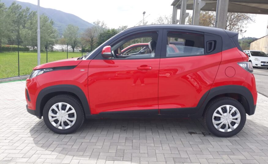 Mahindra Kuv 100 NXT K6